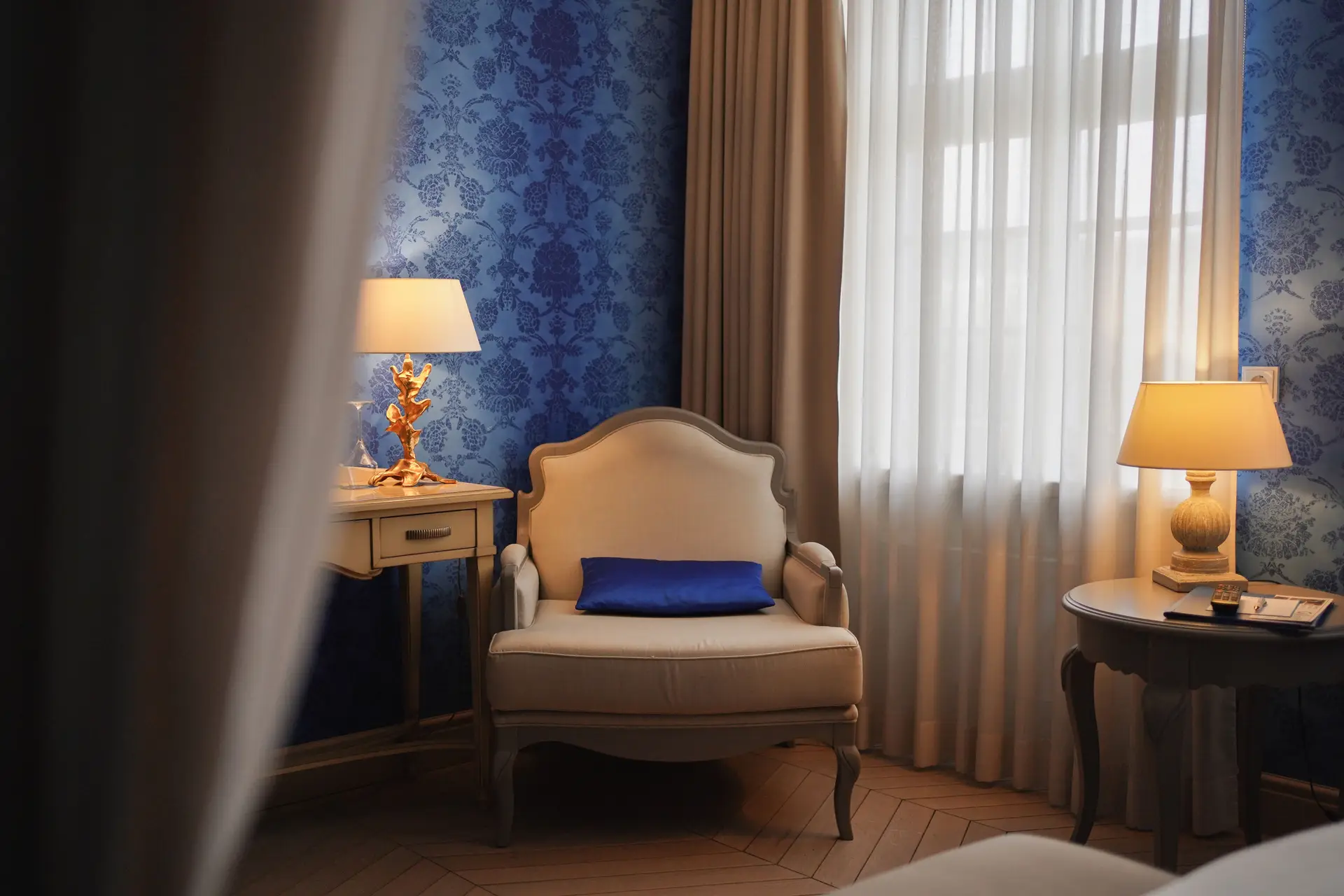 Luksuzna hotelska soba s pogledom